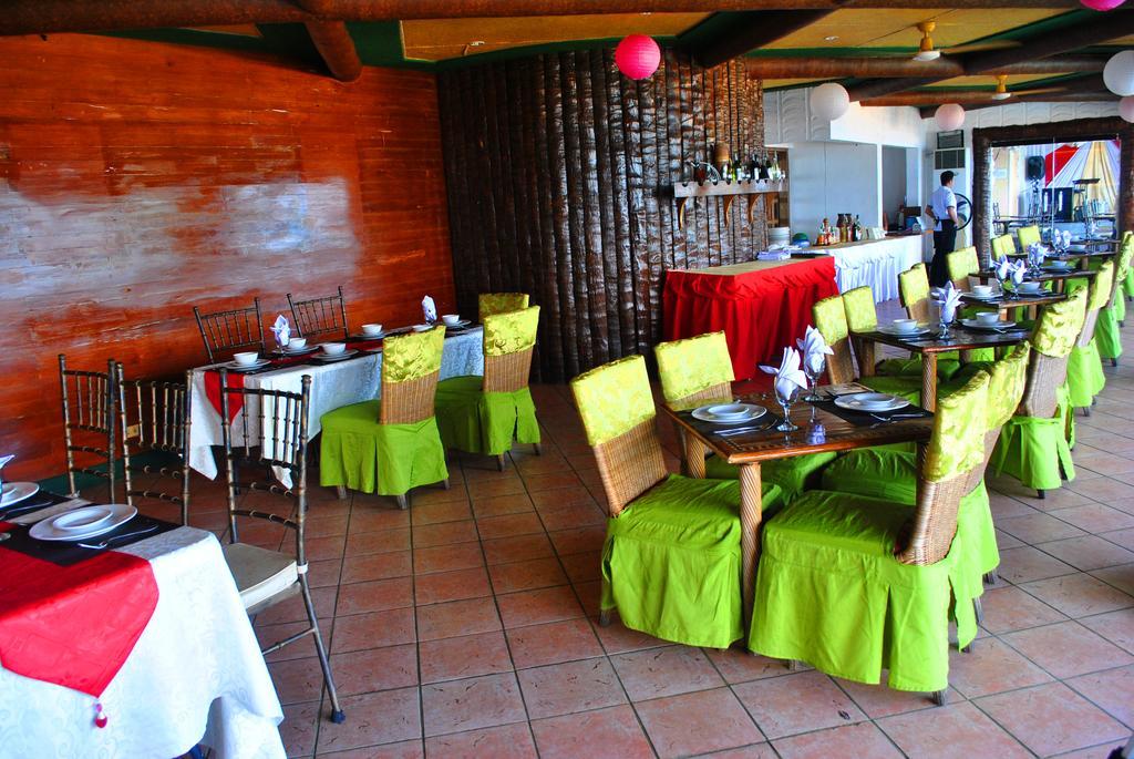 טקלובן Leyte Park Resort Hotel מראה חיצוני תמונה